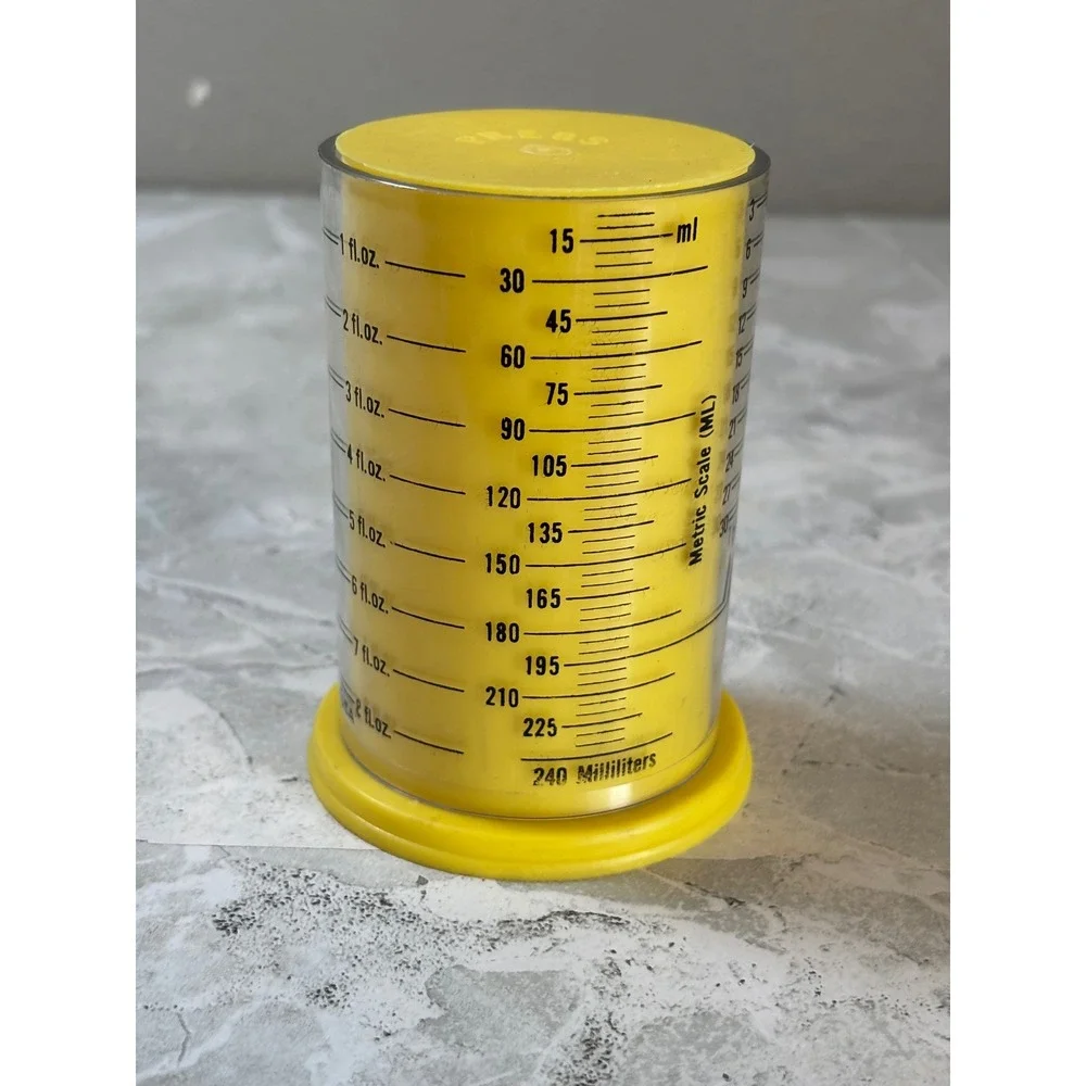 Vintage Metric Wonder Cup Adjustable Measuring Cup Milmour Products One Cup‎
